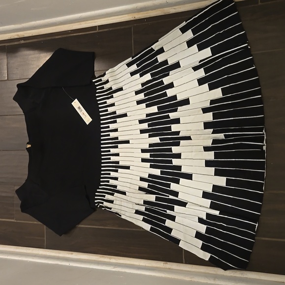 Eliza J Black And White Knit Piano Dress Sz 1X  NWT - Picture 2 of 8
